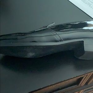 It is customer maid shoe. I only wear it once.